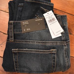 NWT “THE DREAM JEAN” Hi-Rise by American Eagle